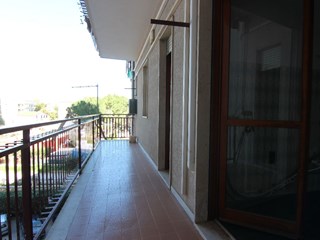 Appartamento in Vendita a Siracusa, zona viale Scala Greca, 130'000&euro;, 160 m²