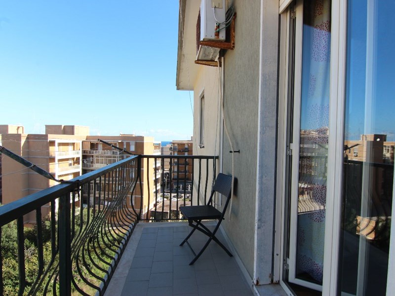 Trilocale in Vendita a Siracusa, zona viale Tunisi, 120'000&euro;, 95 m²