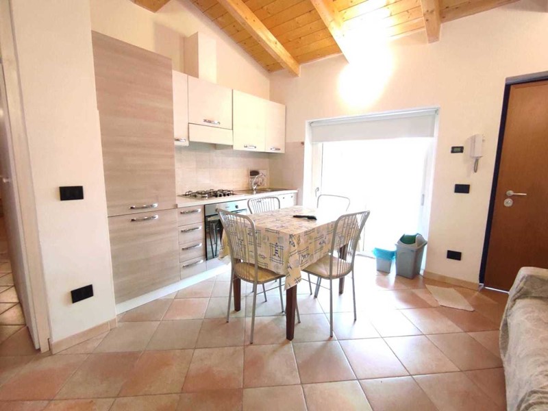 Casa Semi Indipendente in Affitto a Ameglia, 1'200&euro;, 45 m², arredato