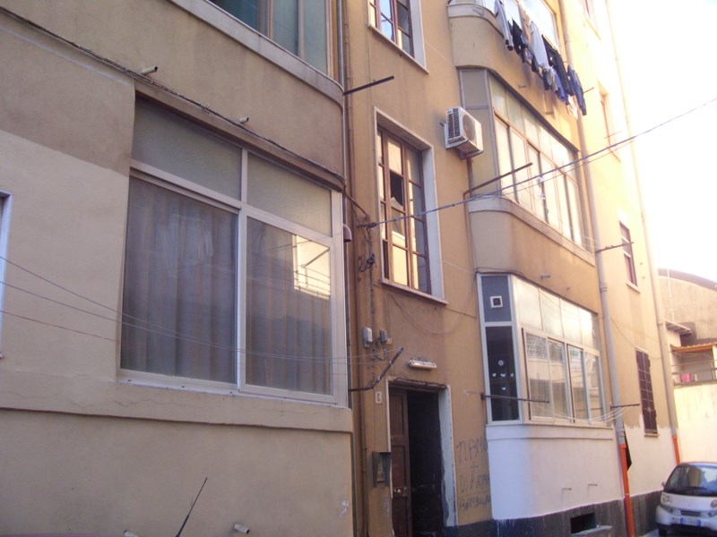 Bilocale in Vendita a Catania, zona PORTO, 40'000&euro;, 70 m²