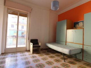 Quadrilocale in Vendita a Siracusa, zona viale Teocrito, 78'000&euro;, 110 m²