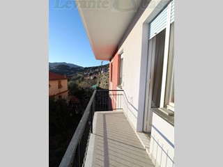 Appartamento in Vendita a Uscio, 49'000€, 70 m²