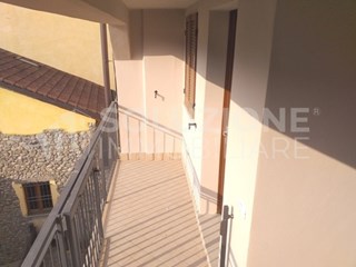 Trilocale in Vendita a Gazzaniga, 77'000€, 60 m²