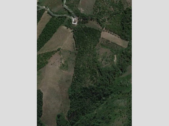 Terreno agricolo in Vendita a Teramo, zona Villa Romita, 150'000€, 160000 m²