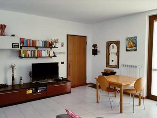 Bilocale in Affitto a Pozzo d'Adda, zona Bettola, 450€, 65 m², arredato