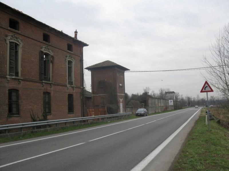 Terreno industriale in Vendita a Milano, 999'000€, 32000 m², con Box