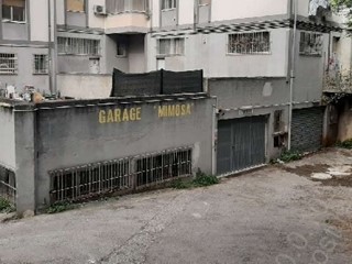 Box in Vendita a Ancona, 175'000€, 421 m²