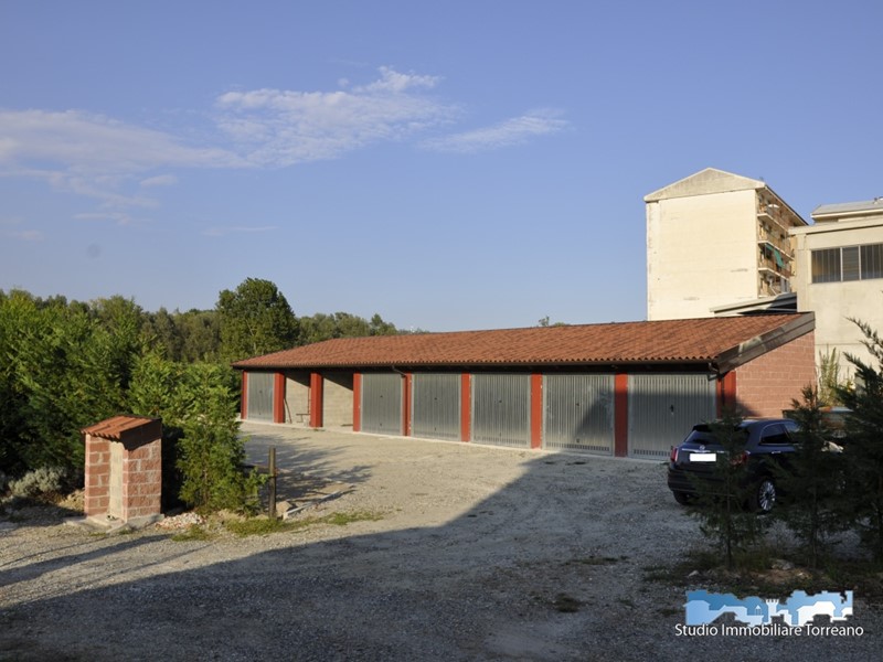 Box in Vendita a Banchette, 16'000€, 15 m²