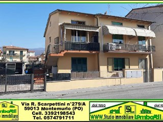 Appartamento in Vendita a Montemurlo, zona Centro, 300'000€, 230 m²