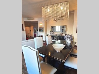 Appartamento in Vendita a La Spezia, 490'000&euro;, 186 m²