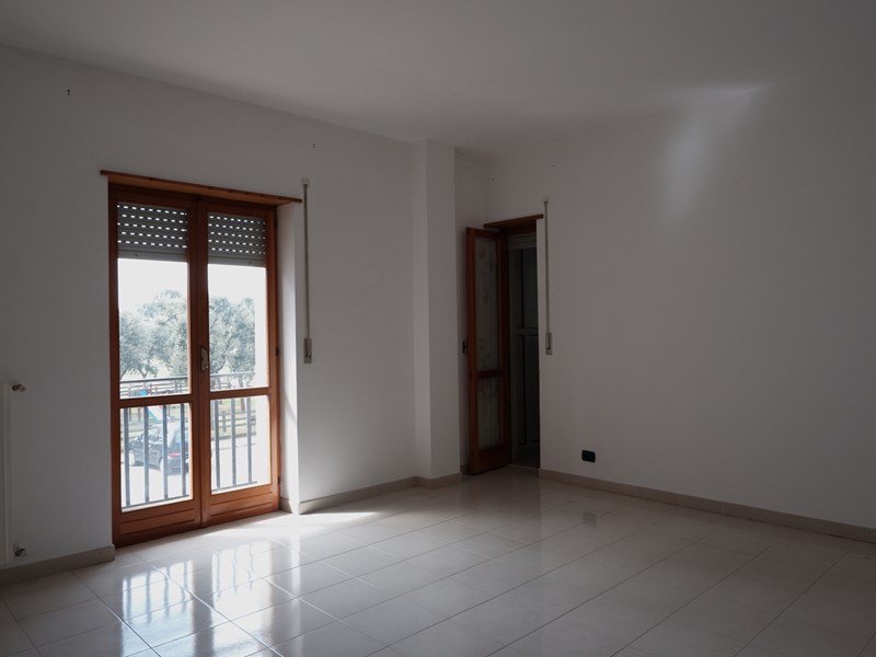 Quadrilocale in Vendita a Ceglie Messapica, 128'000€, 115 m²