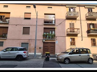 Bilocale in Vendita a Torino, zona Borgo Vittoria, 30'000&euro;, 43 m², arredato