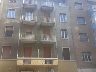 Quadrilocale in Vendita a Torino, zona Borgo Filadelfia, 64'500&euro;, 86 m², arredato