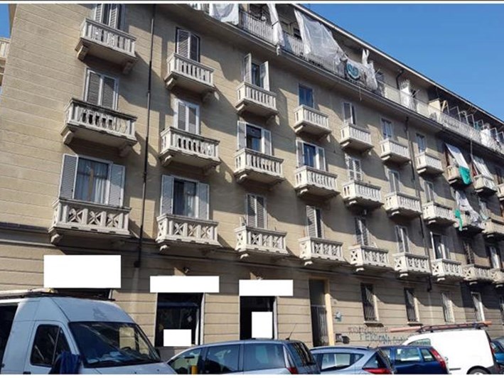 Appartamento in Vendita a Torino, zona Barriera Di Milano, 17'000&euro;, 43 m², arredato