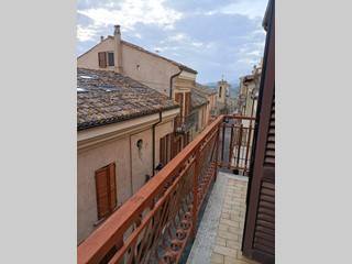 Casa Indipendente in Vendita a Monsampolo del Tronto, 42'000€, 100 m², con Box