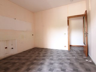 Appartamento in Vendita a Siracusa, zona viale teracati, 115'000&euro;, 156 m²