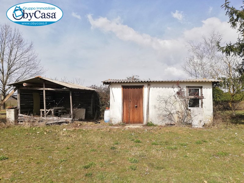 Casa Indipendente in Vendita a Bassano Romano, zona bassano romano, 39'000€, 40 m²
