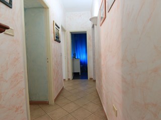 Trilocale in Vendita a Siracusa, zona viale Santa Panagia, 83'000&euro;, 100 m²