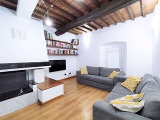 Casa Indipendente in Vendita a Carrara, 195'000€, 100 m², arredato