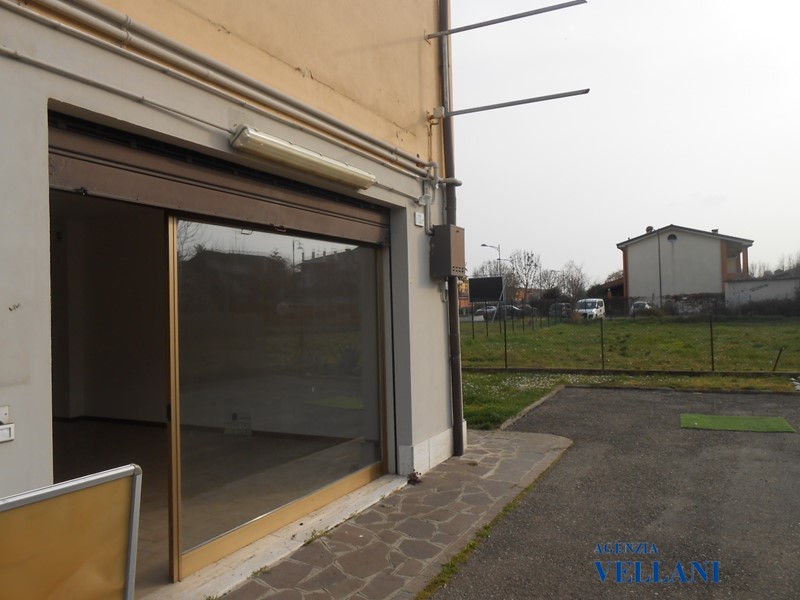 Laboratorio in Affitto a Carpi, 600€, 80 m²