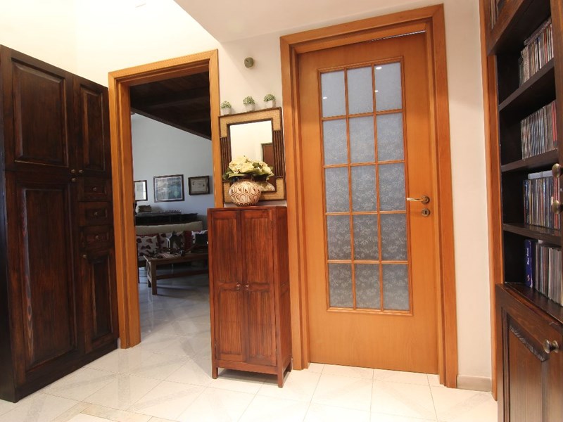 Trilocale in Vendita a Siracusa, zona Corso Gelone, 72'000&euro;, 100 m²