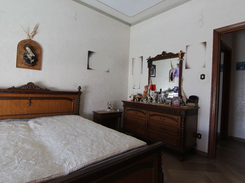 Quadrilocale in Vendita a Siracusa, zona via Augusto von Platen, 100'000&euro;, 132 m²