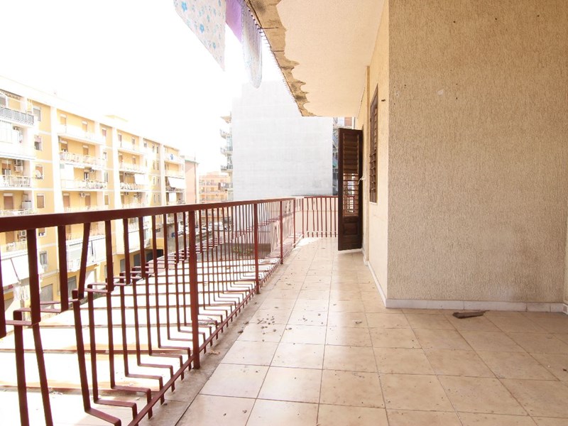 Appartamento in Vendita a Siracusa, zona viale teracati, 115'000&euro;, 156 m²