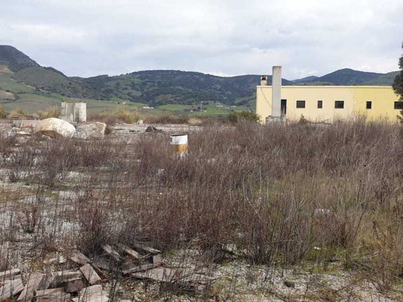 Terreno industriale in Affitto a Sassari, 2'000€, 15000 m²