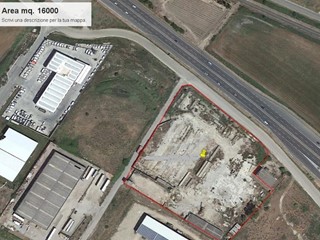 Terreno industriale in Affitto a Sassari, 2'000€, 15000 m²