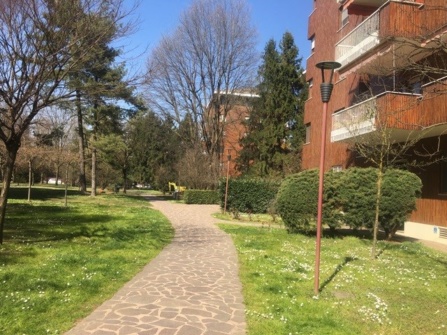 Trilocale in Affitto a Cassina de' Pecchi, zona Centro, 1'000€, 100 m², arredato