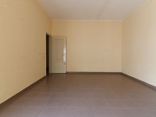 Trilocale in Vendita a Siracusa, zona Corso Gelone, 115'000&euro;, 100 m²