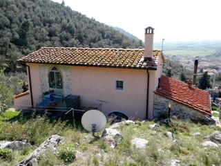 Casa di corte in Vendita a San Giuliano Terme, 499'000€, 130 m², arredato