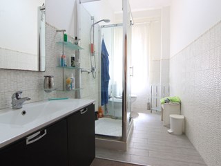 Trilocale in Vendita a Siracusa, zona via San Giovanni alle catacombe, 105'000&euro;, 150 m²