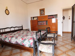 Trilocale in Vendita a Siracusa, zona Piazza Santa Lucia, 70'000&euro;, 85 m²