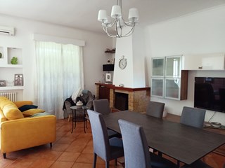 Trilocale in Vendita a Villaricca, zona VIA CONSOLARE CAMPANA , 155'000€, 85 m²