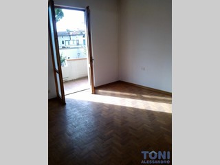 Appartamento in Vendita a Empoli, 330'000€, 120 m², con Box