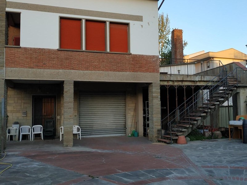Quadrilocale in Vendita a Empoli, zona Santa Maria a Ripa, 370'000€, 130 m²