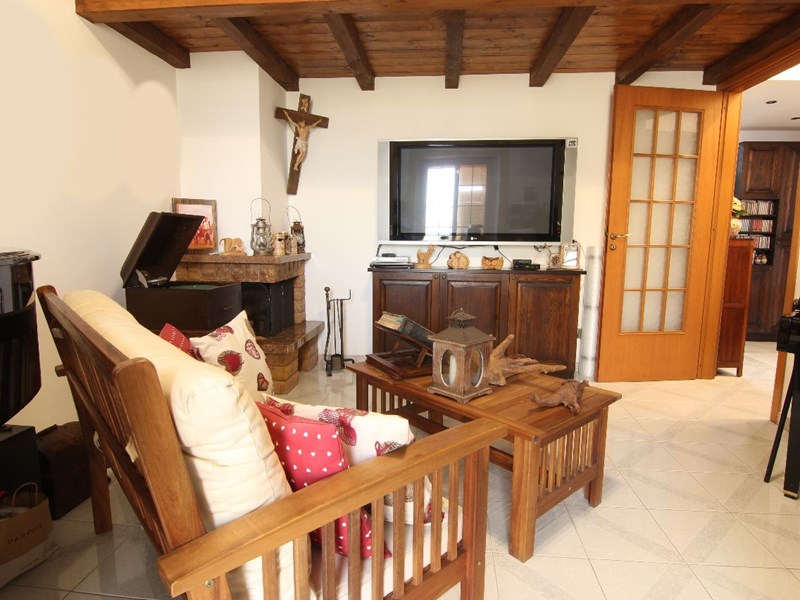 Trilocale in Vendita a Siracusa, zona Corso Gelone, 72'000&euro;, 100 m²