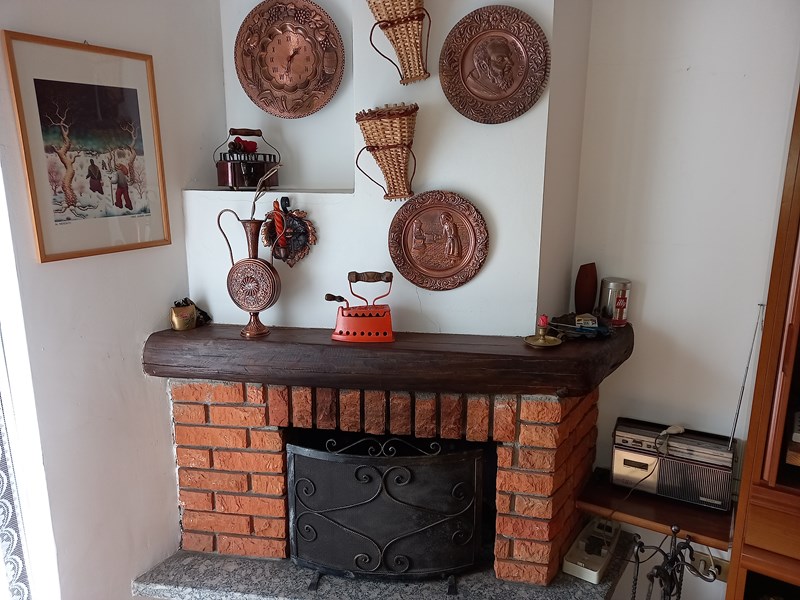 Bilocale in Vendita a Valvarrone, zona Vestreno, 60'000€, 62 m²