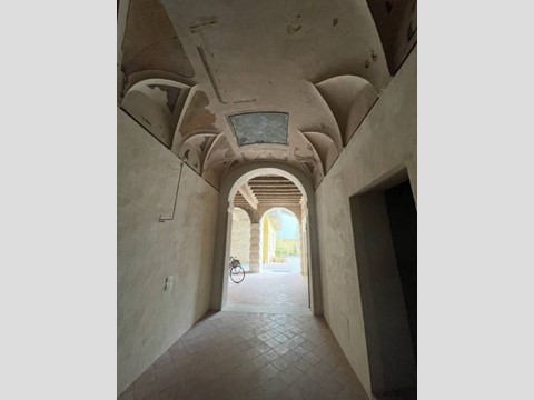 Bilocale in Vendita a Mantova, zona Centro storico, 209'000€, 110 m²