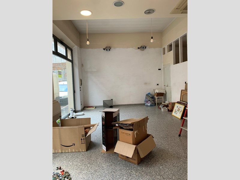 Immobile commerciale in Affitto a San Benedetto del Tronto, 650€, 70 m²