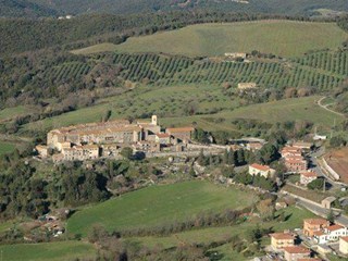 Casale in Vendita a Monteverdi Marittimo, zona Canneto, 220'000€, 200 m², arredato