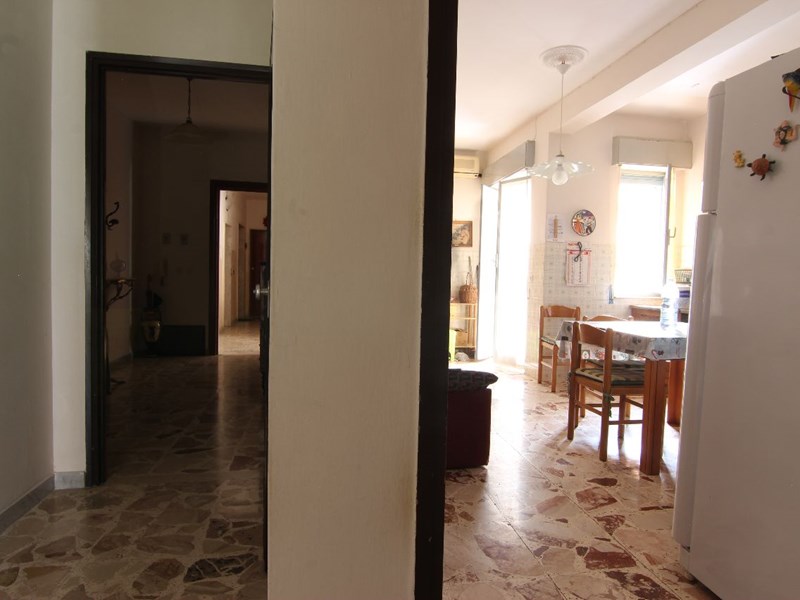 Quadrilocale in Vendita a Siracusa, zona via Grottasanta , 85'000&euro;, 140 m²