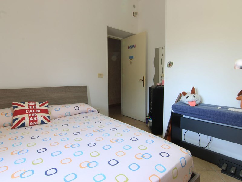 Trilocale in Vendita a Siracusa, zona viale Santa Panagia, 83'000&euro;, 100 m²