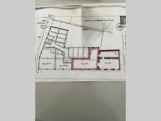 Immobile commerciale in Vendita a Castellanza, zona Università, 220'000€