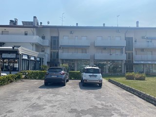 Ufficio in Affitto a Lignano Sabbiadoro, zona Centrale, 350€, 44 m²