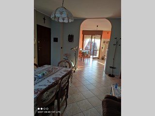 Quadrilocale in Vendita a Leinì, zona residenziale, 175'000€, 100 m²