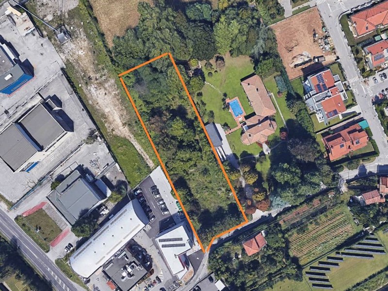 Terreno edificabile in Vendita a Pordenone, 220'000€, 4860 m²