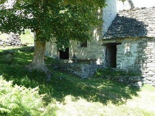 Casale in Vendita a Masera, 42'000€, 60 m²