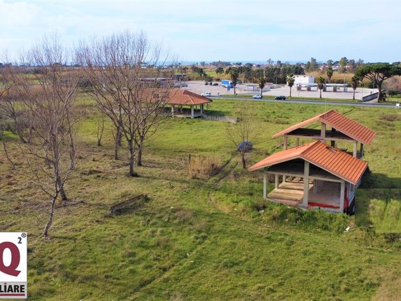 Casa Indipendente in Vendita a Sessa Aurunca, zona SANT'EUFEMIA, 175'000€, 300 m²